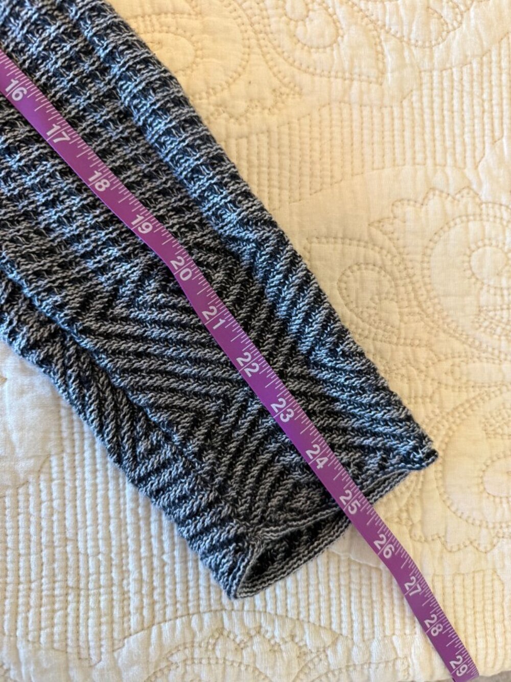 Eight Eight Eight grey cowl neck tunic sweater. Size XL - Picture 7 of 8